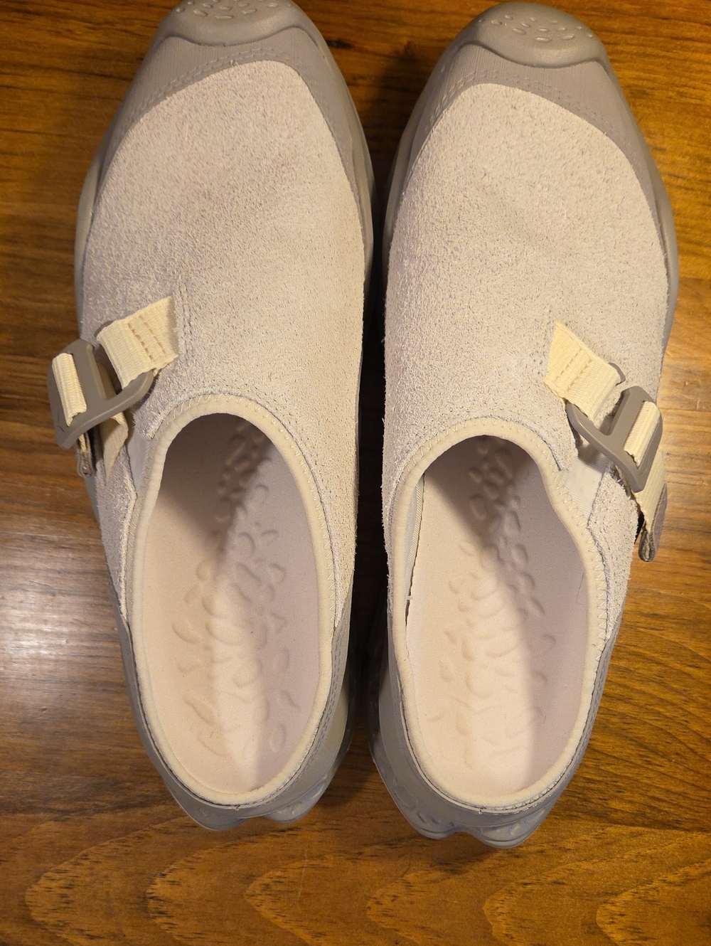 Hoka U Ora Primo Ext Slip-On Mule Sneaker in Light Beige